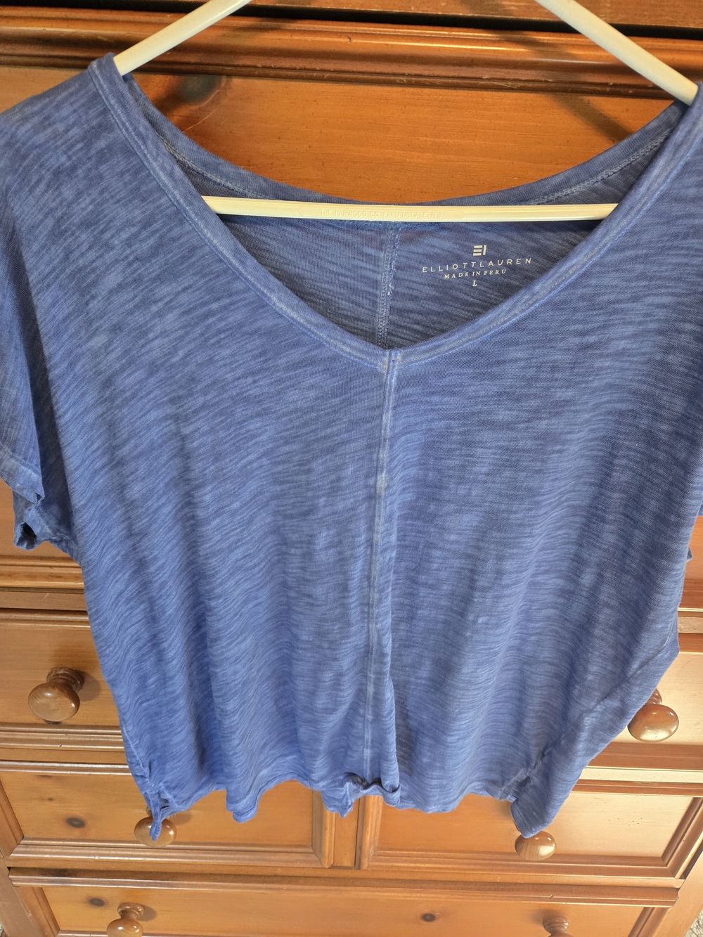 Elliott Lauren Heathered Blue V-Neck Short Sleeve Top